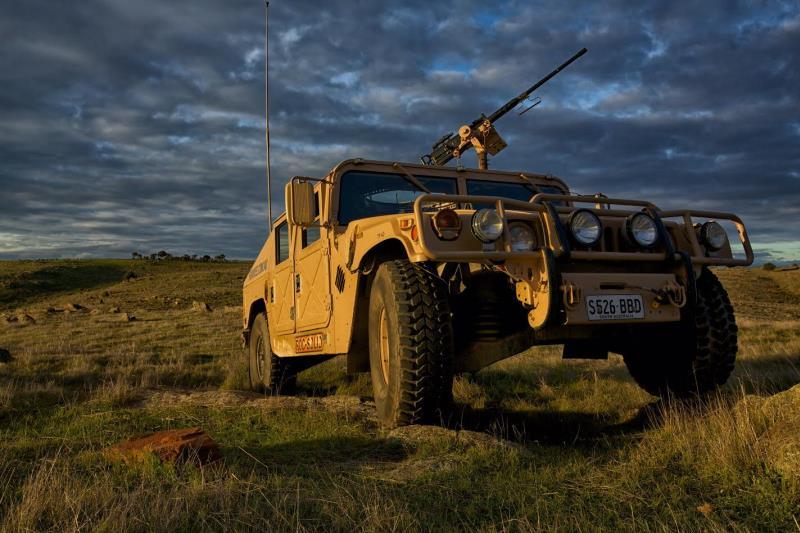1987 AM GENERAL HUMVEE MILITARY RHD