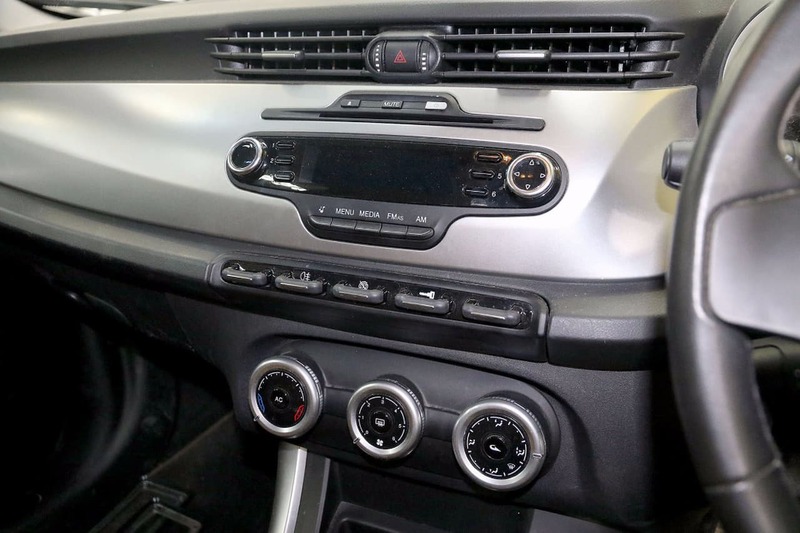 2014 ALFA ROMEO GIULIETTA PROGRESSION Series 0