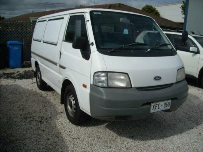 2004 FORD ECONOVAN
