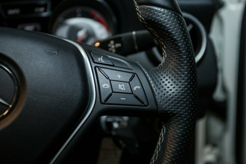 2014 MERCEDES-BENZ GLA 200 CDI X156