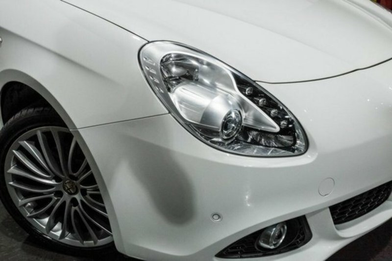 2015 ALFA ROMEO GIULIETTA DISTINCTIVE