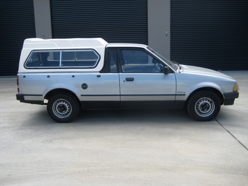 1984 FORD ESCORT BANTAM UTE