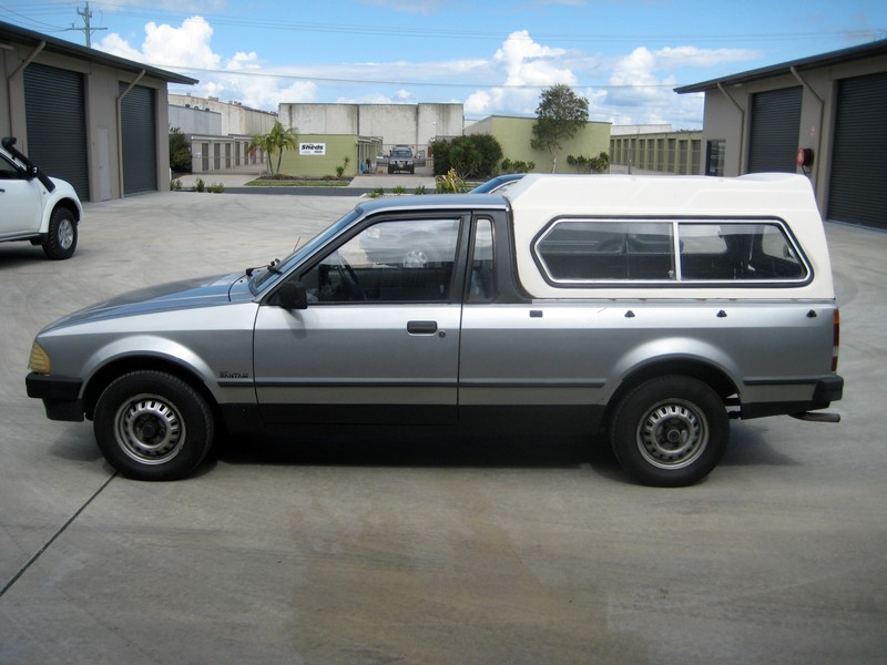 1984 FORD ESCORT BANTAM UTE