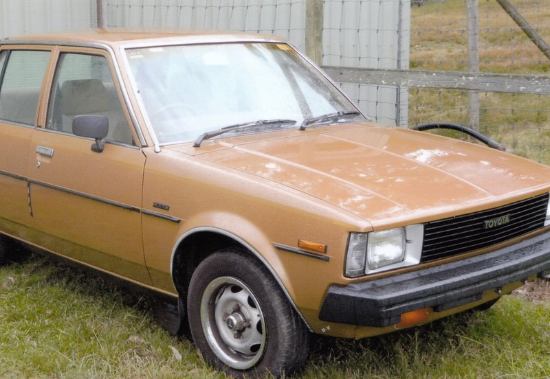 1983 TOYOTA COROLLA CS KE70