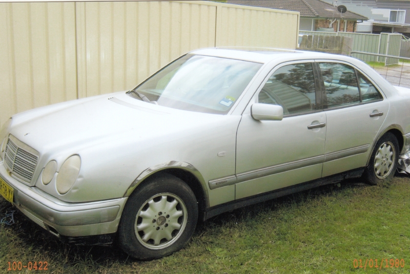 1998 MERCEDES-BENZ E240 ELEGANCE W210