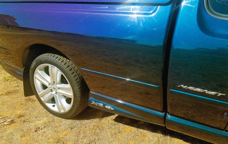2006 FORD FALCON XR6 MAGNET BF