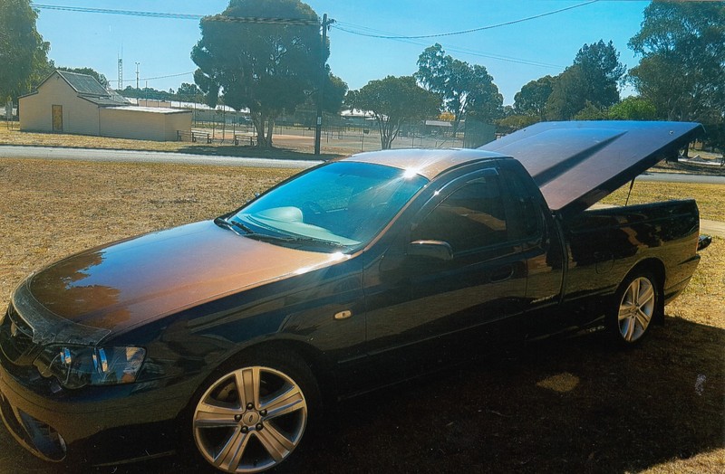 2006 FORD FALCON XR6 MAGNET BF