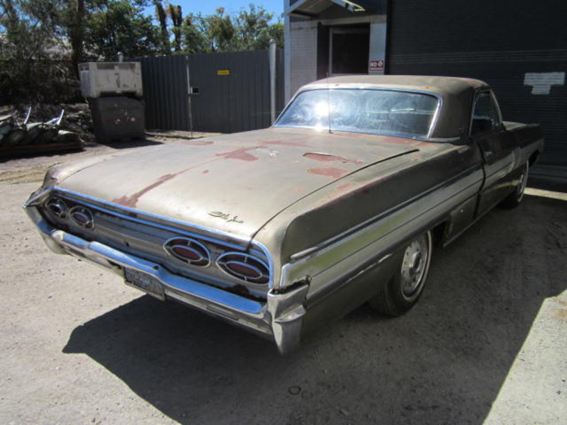 1962 OLDSMOBILE 88