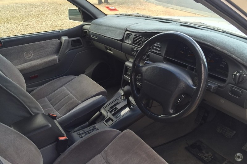 1994 Holden Statesman VR Auto