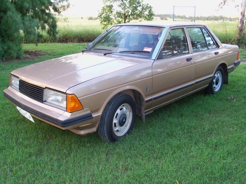 1985 NISSAN BLUEBIRD GL