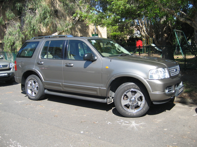 2002 FORD EXPLORER LIMITED (4x4) UT