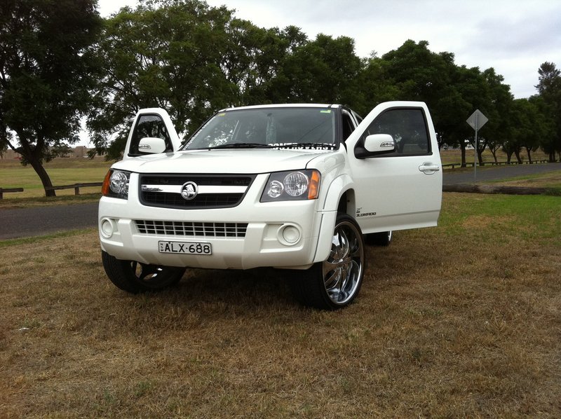 2009 HOLDEN COLORADO LX RC MY09 - Suitability query
