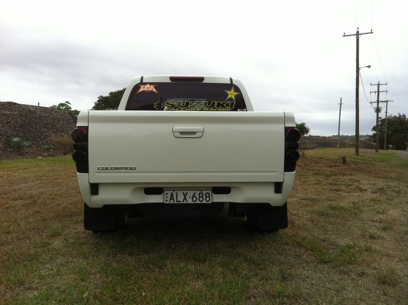 2009 HOLDEN COLORADO LX RC MY09 - Suitability query