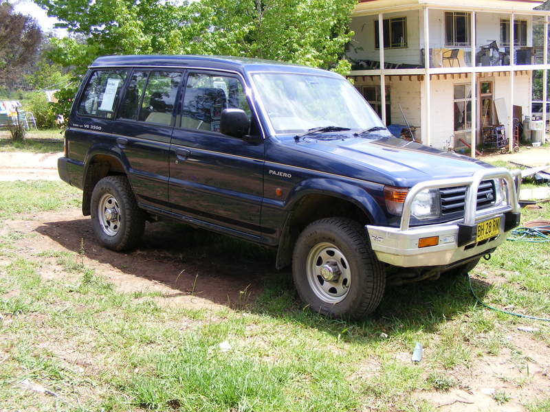 1997 MITSUBISHI PAJERO GLX LWB (4x4) NK