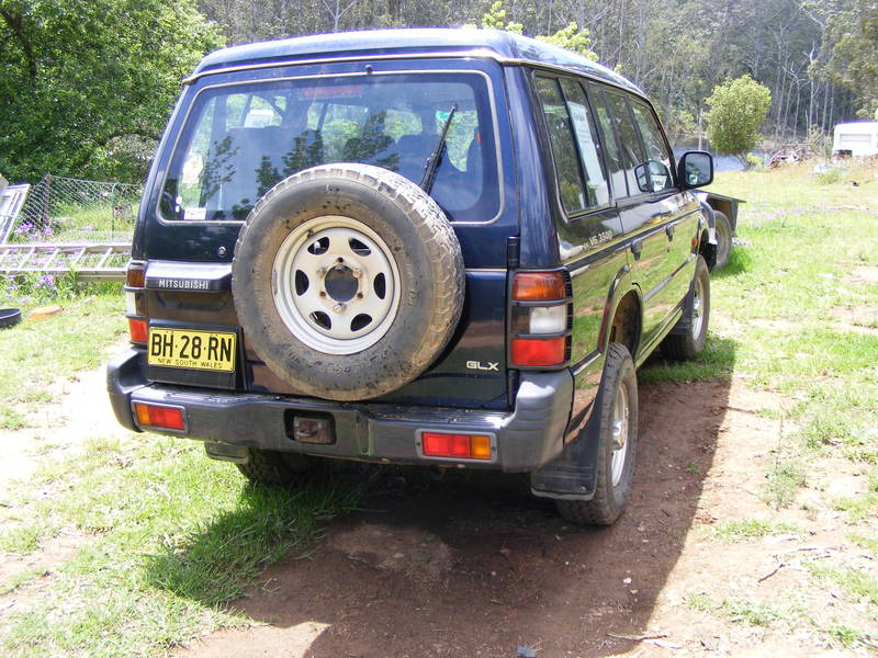1997 MITSUBISHI PAJERO GLX LWB (4x4) NK
