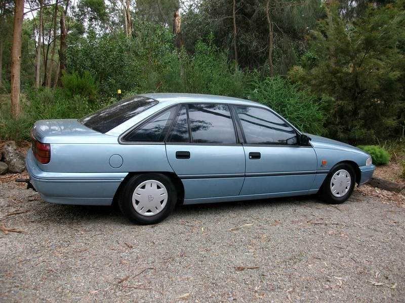 1992 HOLDEN COMMODORE EXECUTIVE VP