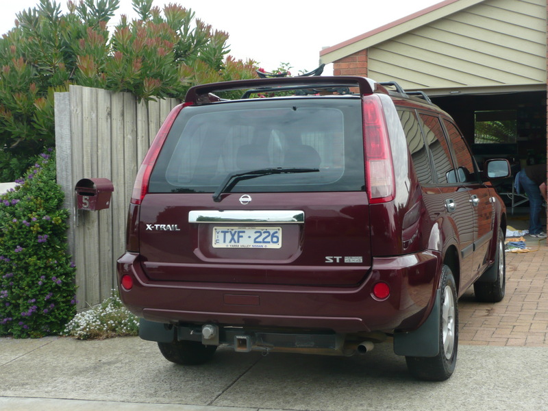 2005 NISSAN X-TRAIL ST T30
