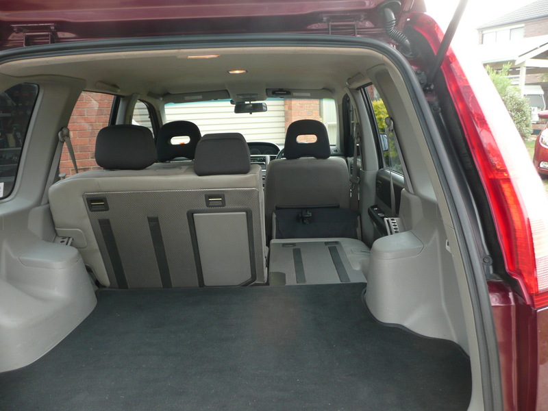 2005 NISSAN X-TRAIL ST T30