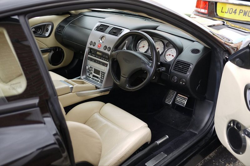 2003 ASTON MARTIN VANQUISH NA