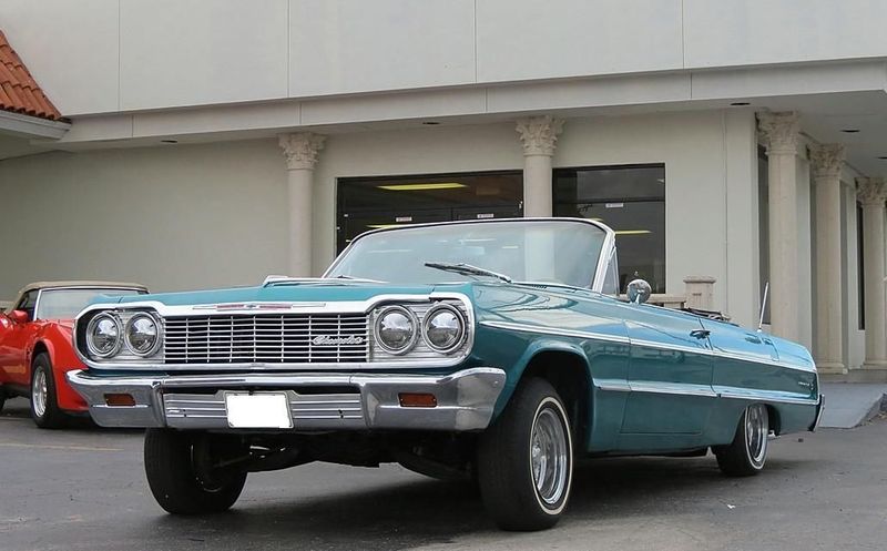 1964 CHEVROLET IMPALA