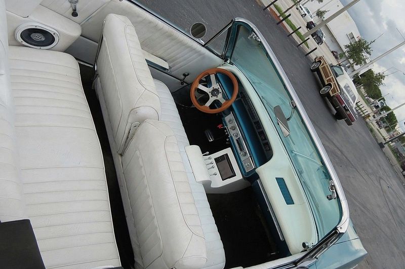 1964 CHEVROLET IMPALA