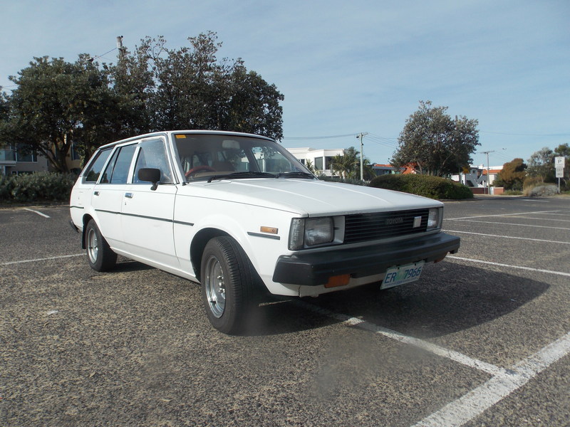 1982 TOYOTA COROLLA CS KE70