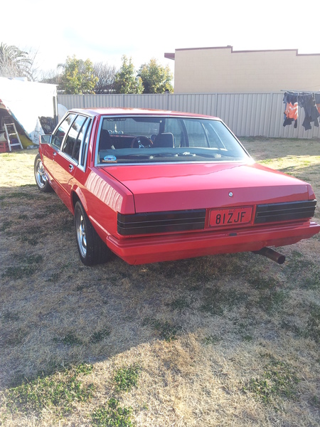 1981 FORD FAIRLANE ZJ