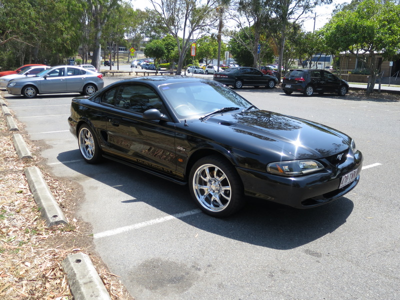 1995 FORD MUSTANG