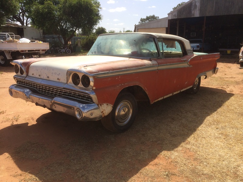 1959 FORD GALAXIE,