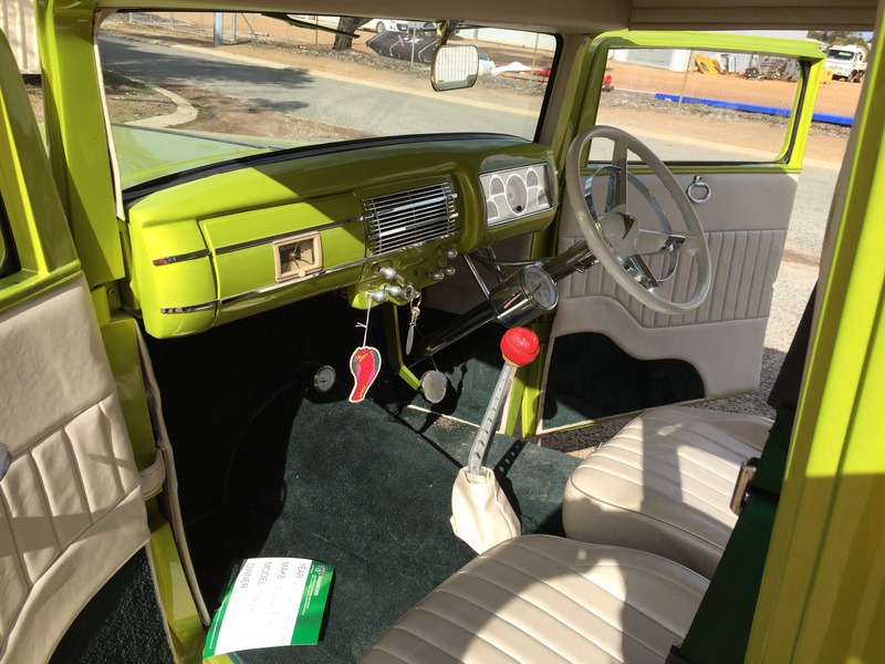 1932 FORD TUDOR