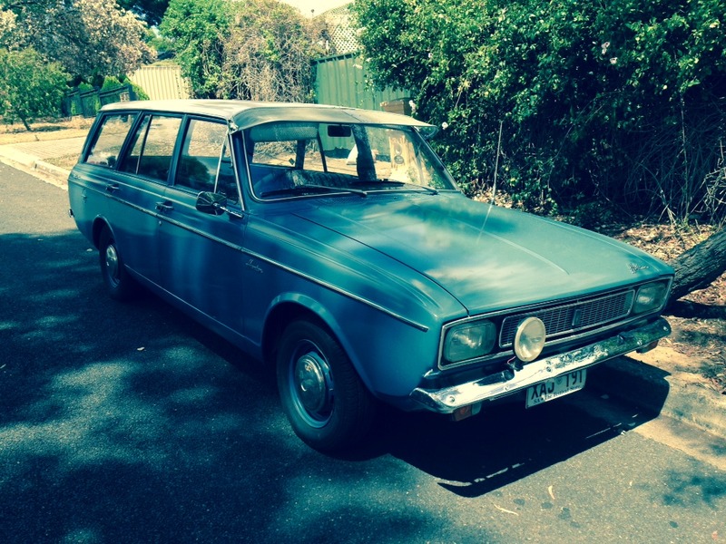 1969 HILLMAN HUNTER SAFARI HC