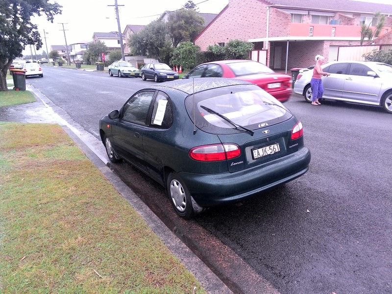 2000 DAEWOO LANOS SE