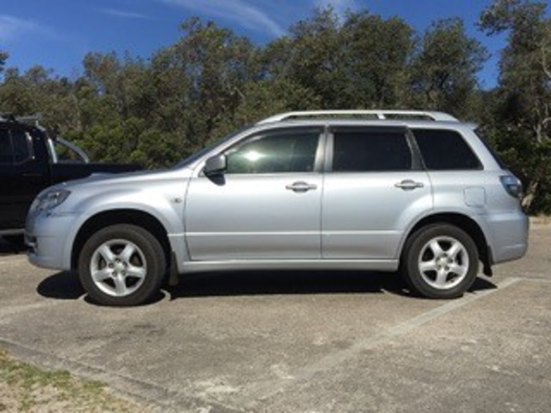 2004 MITSUBISHI OUTLANDER AIRTREK