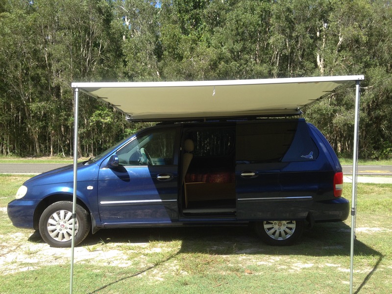 2005 KIA CARNIVAL LS KV11