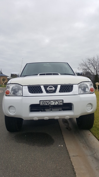 2010 NISSAN NAVARA ST-R (4x4) D22 MY08