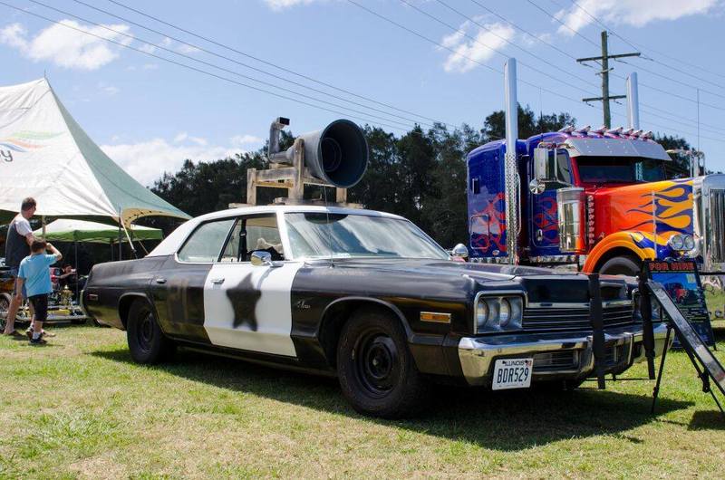 1974 DODGE MONACO BLUES MOBILE