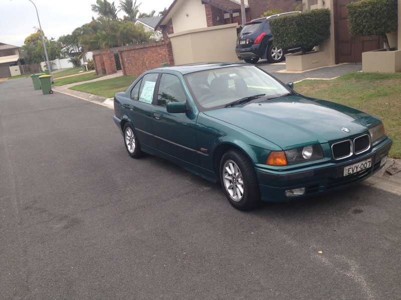 1993 BMW 3 25i