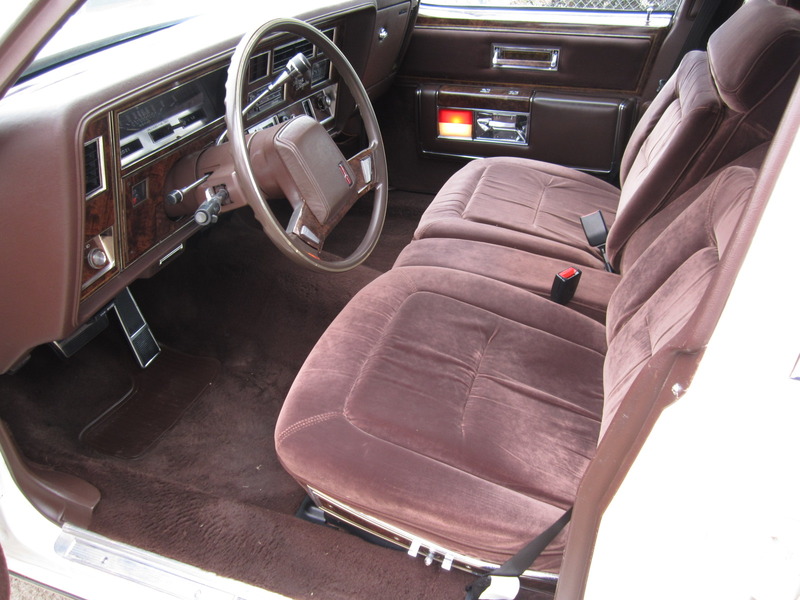 1983 OLDSMOBILE 98 REGENCY BROUGHAM