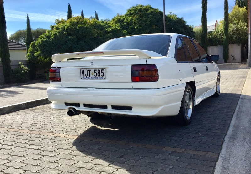 1991 HOLDEN COMMODORE EXECUTIVE VN