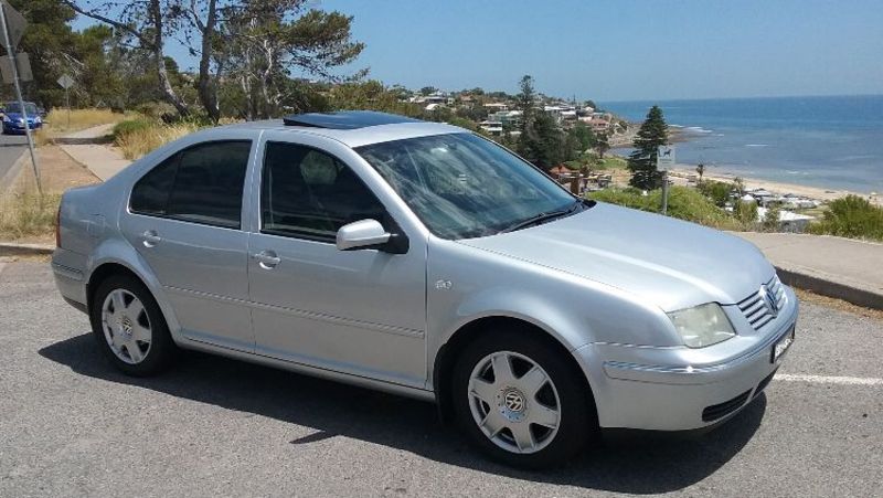 2002 VOLKSWAGEN BORA 2.3L V5 1J