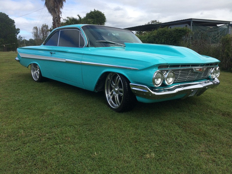 1961 CHEVROLET IMPALA