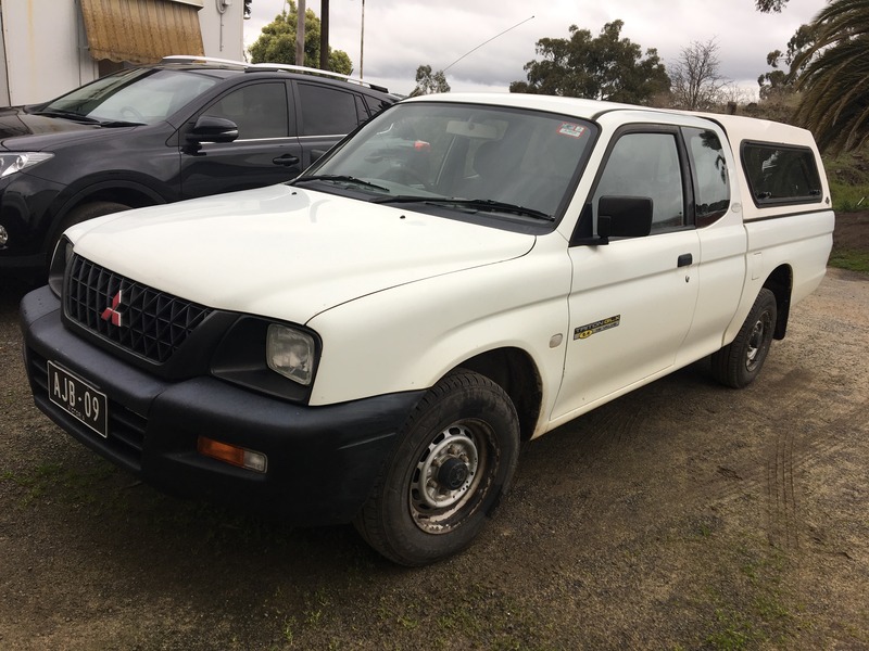 2001 MITSUBISHI TRITON GLX MK