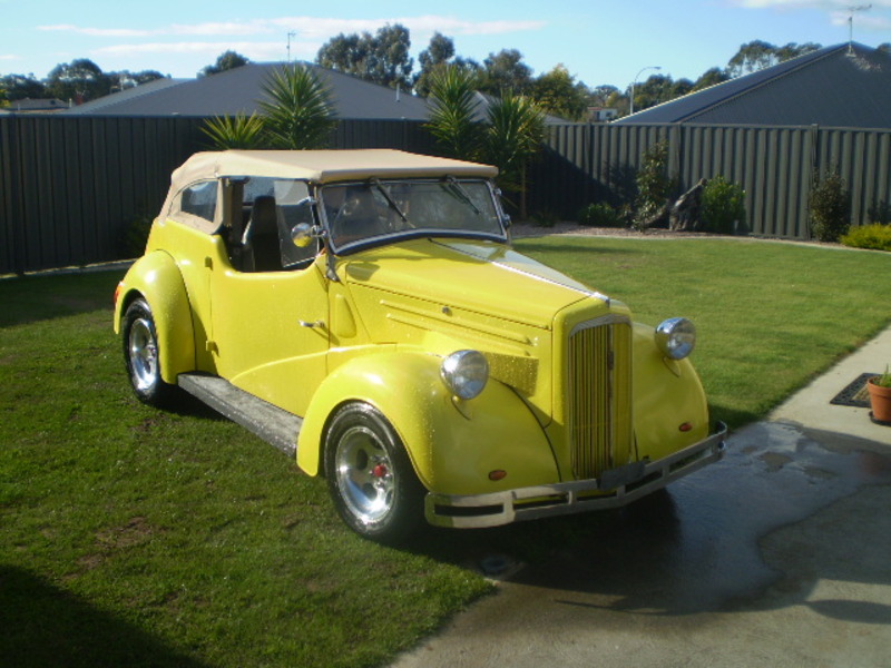 1939 FORD ANGLIA E04A