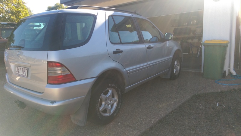 1999 MERCEDES-BENZ ML 320 (4x4)
