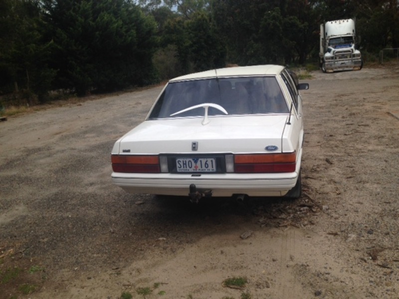 1986 FORD LTD FE