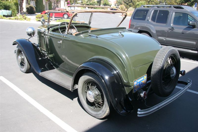 1932 FORD MODEL B ROADSTER DELUXE