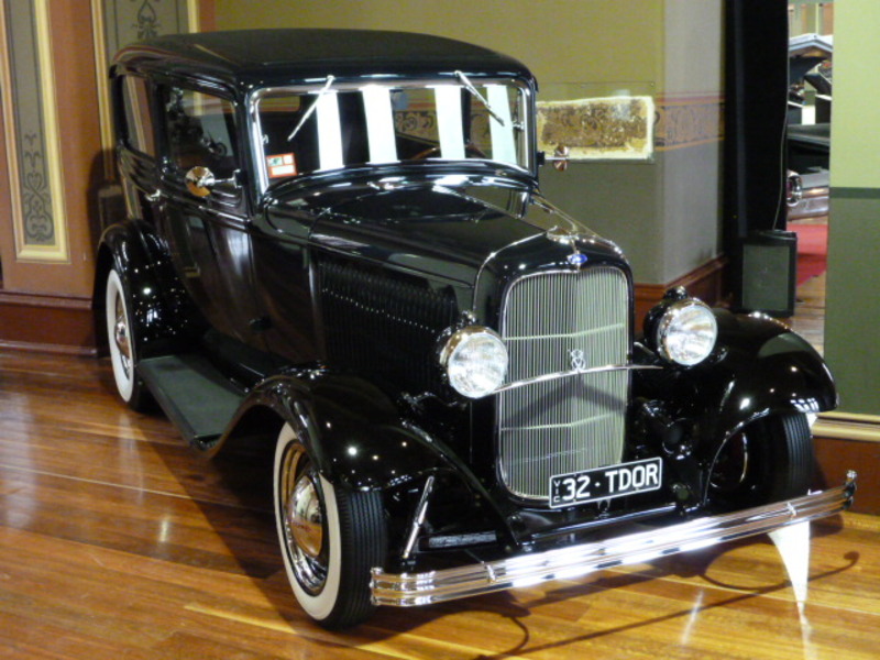 1932 FORD MODEL B DELUXE