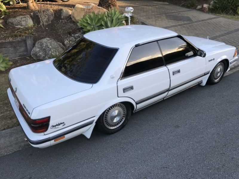 1987 Toyota Crown