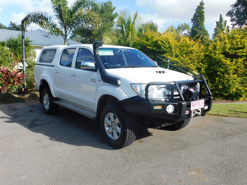 2011 TOYOTA HILUX SR5 (4x4) KUN26R MY11 UPGRADE