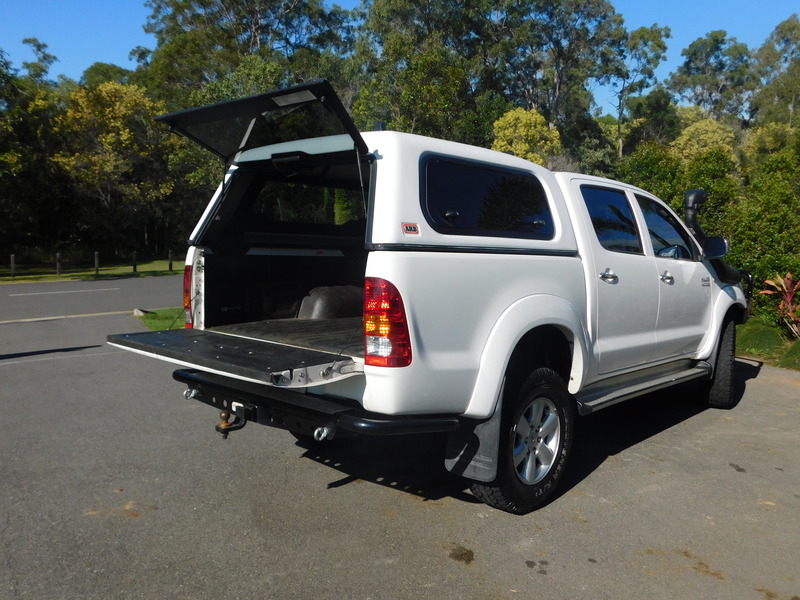 2011 TOYOTA HILUX SR5 (4x4) KUN26R MY11 UPGRADE